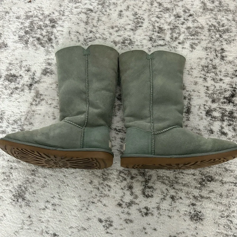 UGG Bailey Button Triplet ll Boot Blue - Picture 6 of 8